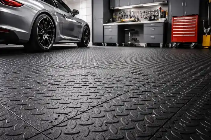 Rubber Garage Flooring-carshow room